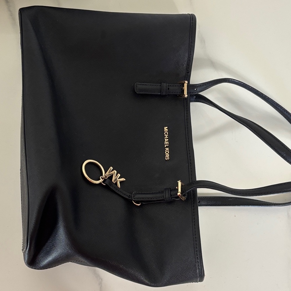 Michael Kors Elegant Black Tote
